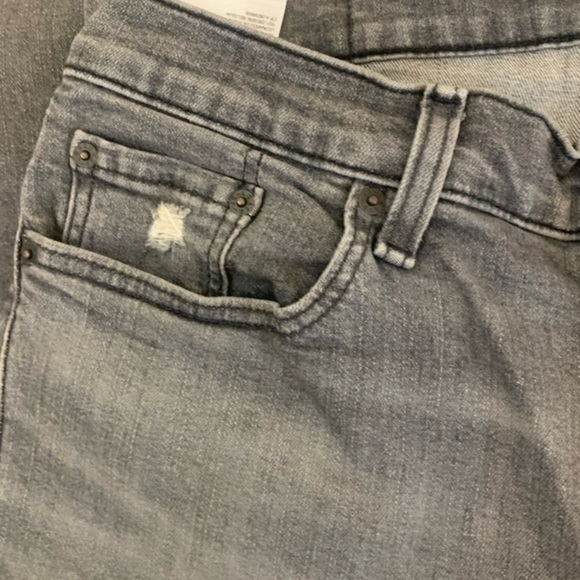 Levis 511 Ripped Jeans - Picture 6 of 11